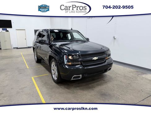 Used 2008 Chevrolet TrailBlazer SS w/ Sun And 6-Disc Cd Package RWD image 1
