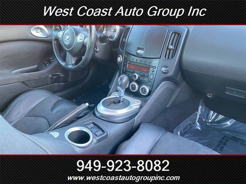 Used 2009 Nissan 370Z Touring image 13