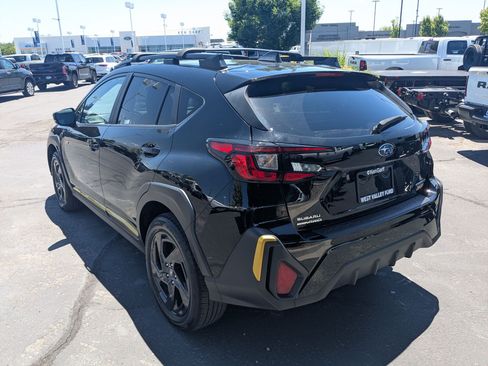 Used 2024 Subaru Crosstrek 2.5i Sport AWD/4WD image 9