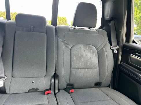 Used 2022 RAM 1500 Big Horn AWD/4WD image 14