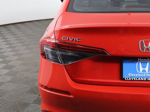 Used 2024 Honda Civic Sport image 12