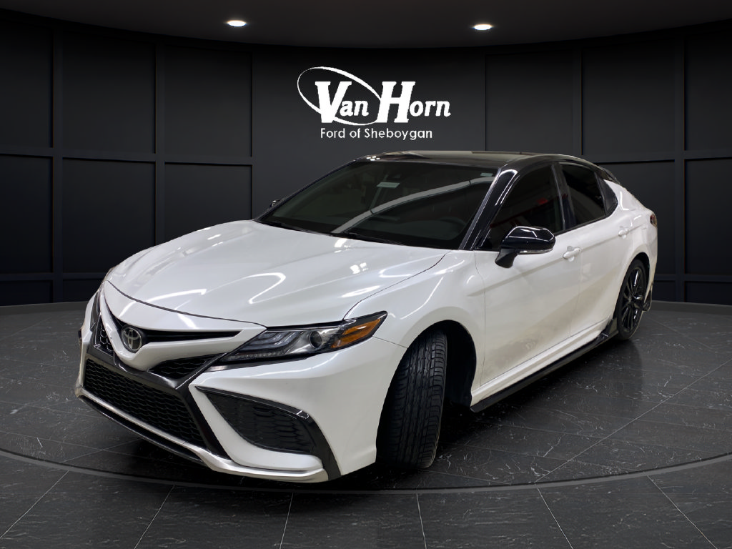 Used 2023 Toyota Camry XSE w/ Cold Weather Package FWD image 3