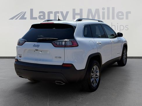 Certified 2021 Jeep Cherokee Latitude Lux w/ Comfort/Convenience Group AWD/4WD image 5
