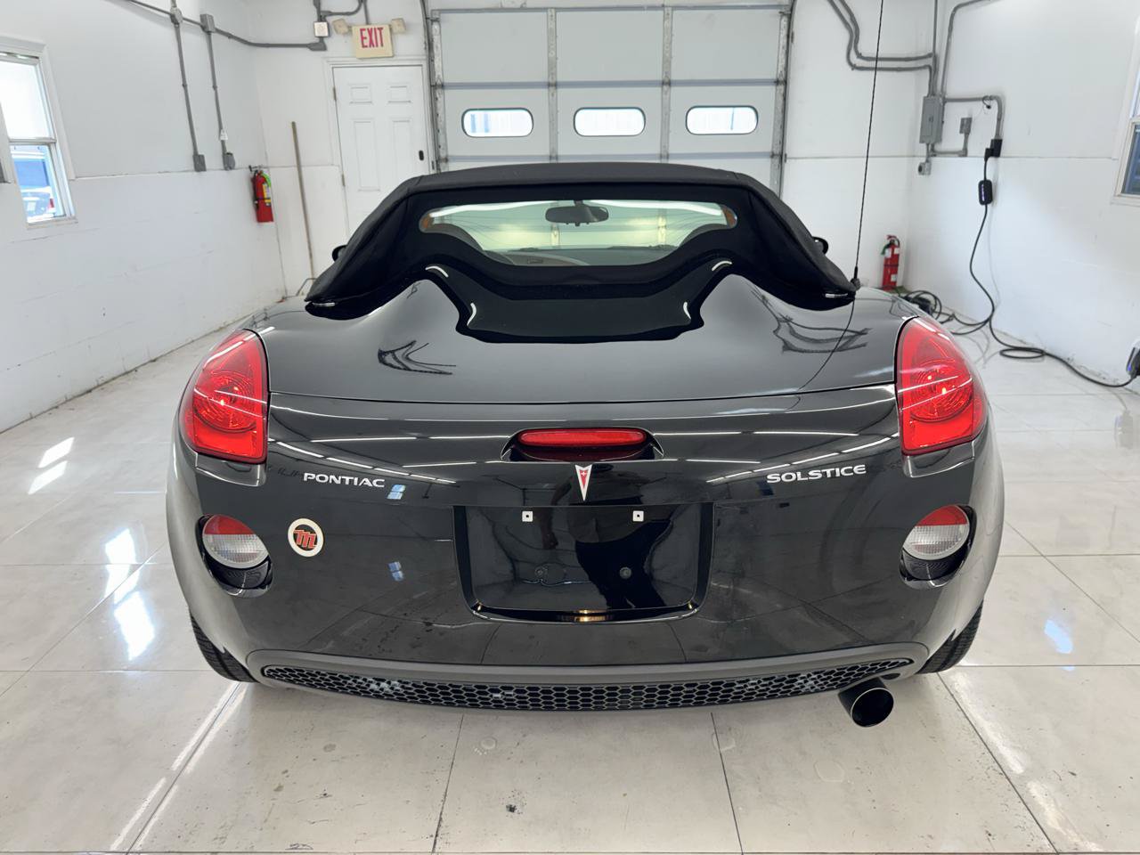 Used 2006 Pontiac Solstice Convertible w/ Premium Package RWD image 6