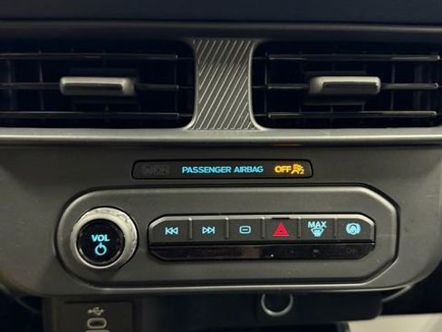 New 2026 Ford Maverick XL AWD/4WD image 19
