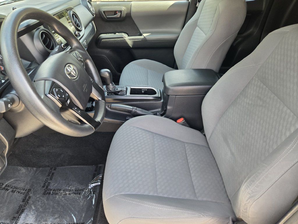 Used 2022 Toyota Tacoma SR RWD image 13