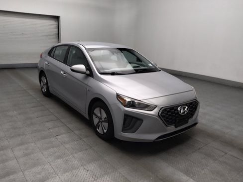Used 2020 Hyundai Ioniq Blue FWD image 13