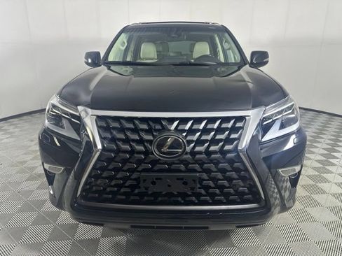 Used 2023 Lexus GX 460 Premium w/ Premium Package AWD/4WD image 4