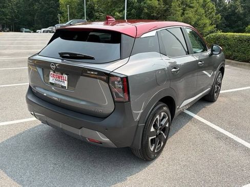 Certified 2025 Nissan Kicks SV AWD/4WD image 6