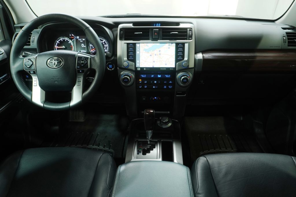Used 2022 Toyota 4Runner Limited AWD/4WD image 15