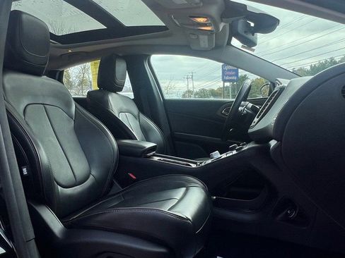 Used 2015 Chrysler 200 C w/ Navigation & Sound Group I image 13