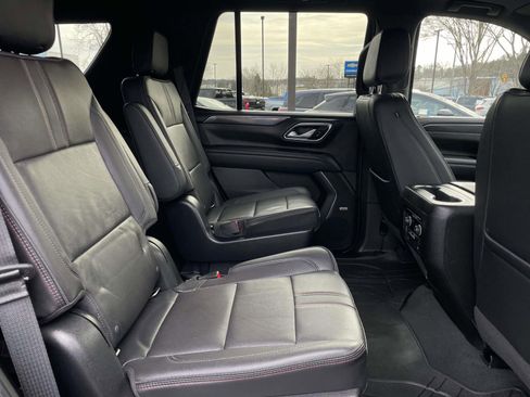 Used 2022 Chevrolet Tahoe RST w/ Luxury Package image 15