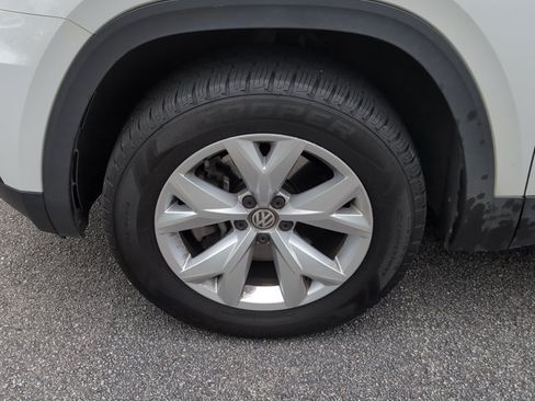 Used 2019 Volkswagen Atlas SE FWD image 25