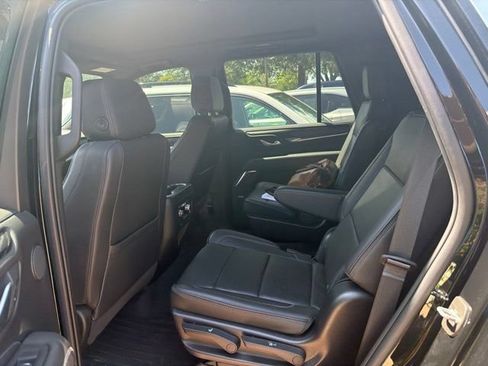 Used 2022 GMC Yukon Denali AWD/4WD image 12