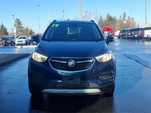 Used 2019 Buick Encore Preferred image 2
