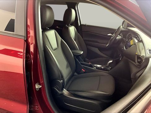 Used 2023 Buick Encore GX Preferred FWD image 9