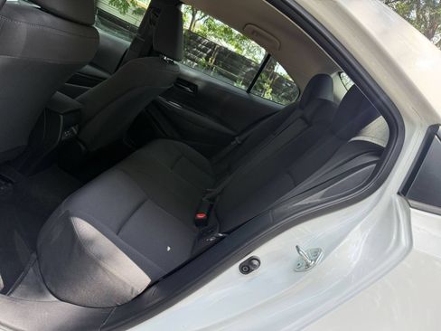 Used 2025 Toyota Corolla LE FWD image 23