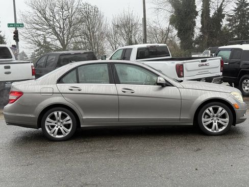 Used 2008 Mercedes-Benz C 300 Sedan image 7