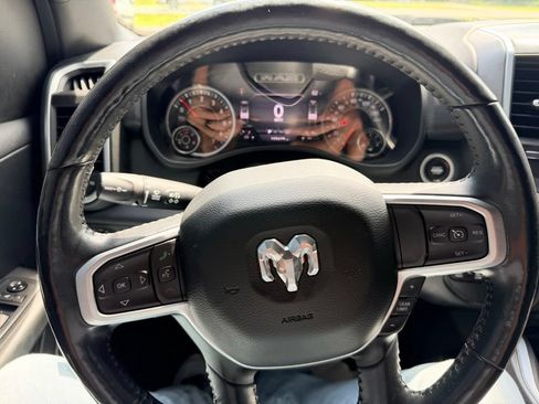 Used 2020 RAM 1500 Big Horn AWD/4WD image 23