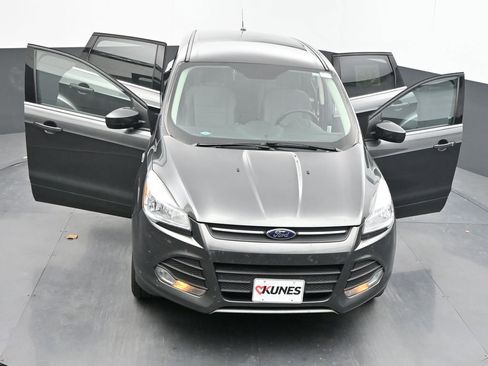 Used 2016 Ford Escape SE image 40