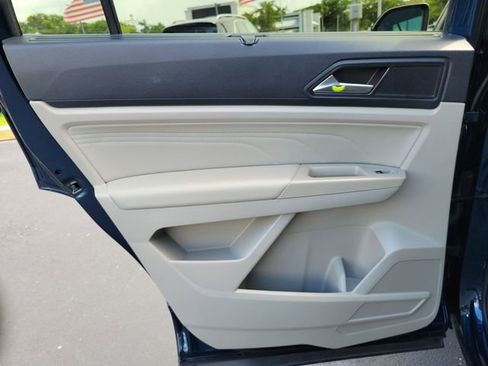 Used 2021 Volkswagen Atlas SE FWD image 10