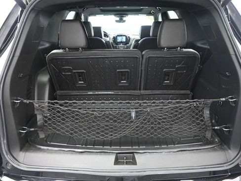 Used 2023 Chevrolet Traverse High Country AWD/4WD image 37