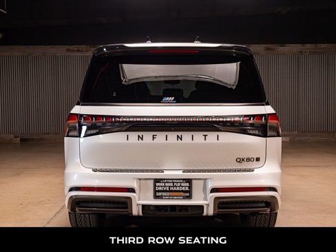 Used 2025 INFINITI QX80 Autograph w/ Autograph Exterior Package image 8