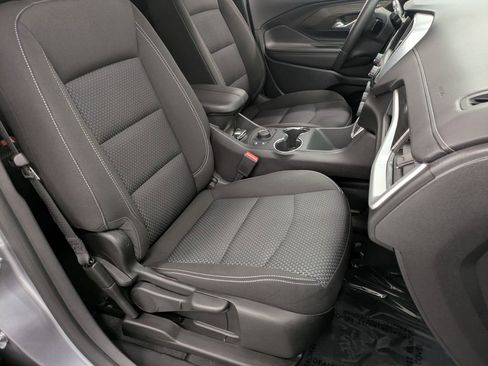 Used 2023 GMC Terrain SLE w/ Driver Convenience Package image 28