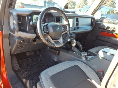 Used 2022 Ford Bronco Big Bend image 12