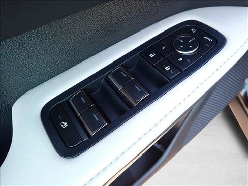 Used 2024 Lexus RX 350h w/ Convenience Package AWD/4WD image 16
