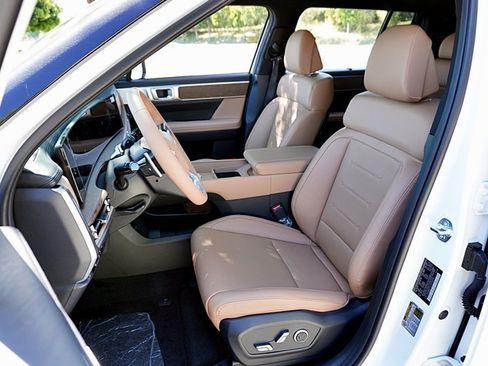 New 2025 Hyundai Santa Fe Limited image 19