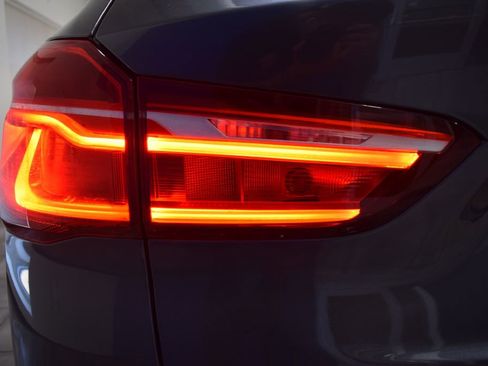 Used 2018 BMW X1 xDrive28i image 35