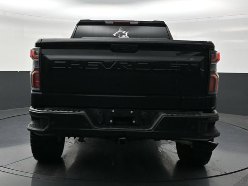 Used 2025 Chevrolet Silverado 1500 Custom w/ Turbomax Blackout Package RWD image 4