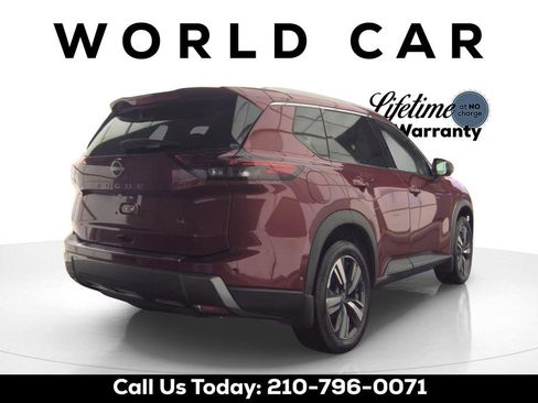 Used 2024 Nissan Rogue SL w/ SL Premium Package FWD image 2