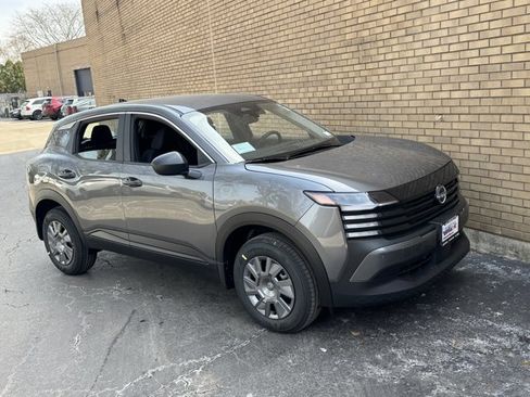 New 2026 Nissan Kicks S image 4