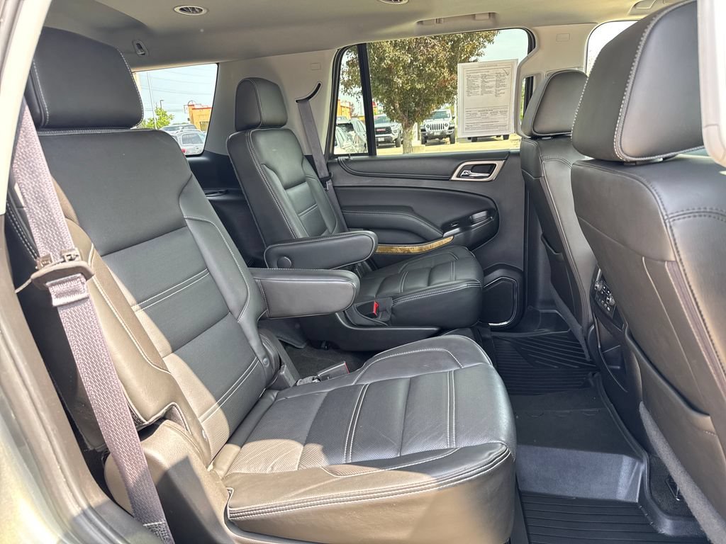 Used 2017 GMC Yukon Denali w/ Open Road Package AWD/4WD image 40