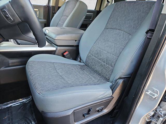 Used 2016 RAM 1500 Big Horn RWD image 15