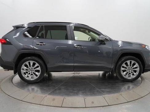Used 2019 Toyota RAV4 Limited w/ Cold Weather Package AWD/4WD image 8