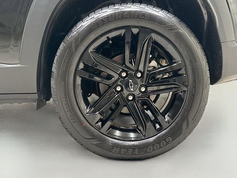 New 2026 Chevrolet Trax ACTIV w/ Sunroof Package image 34