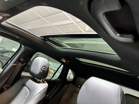 Certified 2022 Mercedes-Benz GLA 250 4MATIC image 12