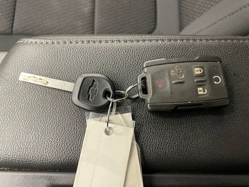 Used 2020 Chevrolet Silverado 1500 Custom w/ Custom Value Package image 19