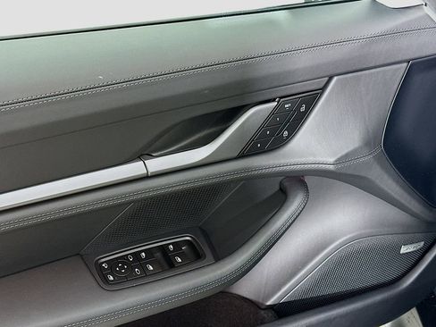 New 2025 Porsche Taycan AWD/4WD image 20