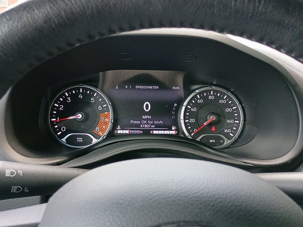 Used 2022 Jeep Renegade Altitude w/ Convenience Group AWD/4WD image 18