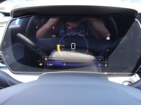 New 2026 Chevrolet Trax LT w/ Sunroof Package FWD image 28