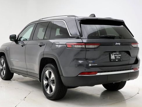 Used 2023 Jeep Grand Cherokee 4WD 4xe image 6