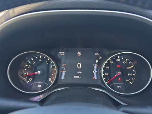 Used 2017 Jeep Compass Latitude w/ Popular Equipment Group image 18