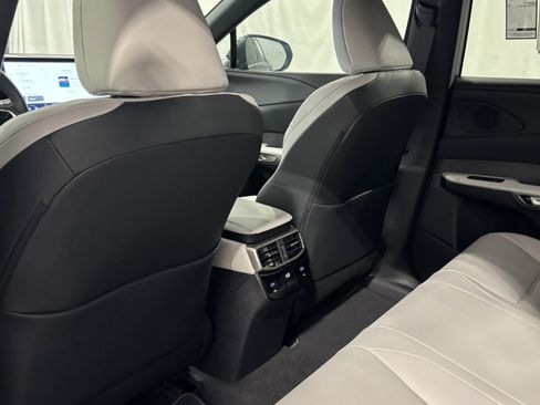 Used 2026 Lexus RX 350h w/ Convenience Package AWD/4WD image 35