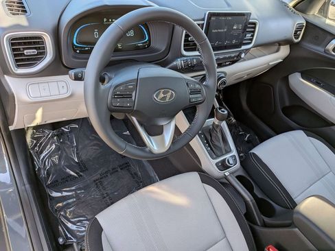 New 2026 Hyundai Venue SEL image 15