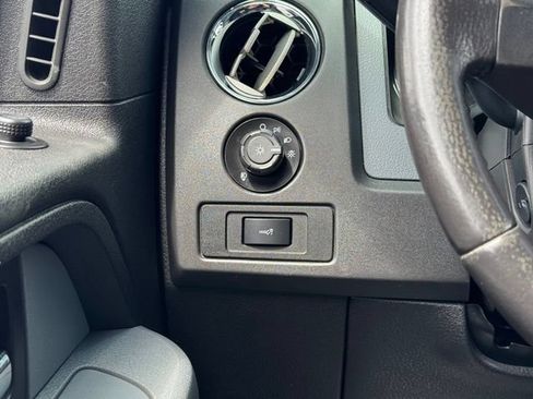 Used 2014 Ford F150 XLT w/ Equipment Group 302A Luxury AWD/4WD image 32