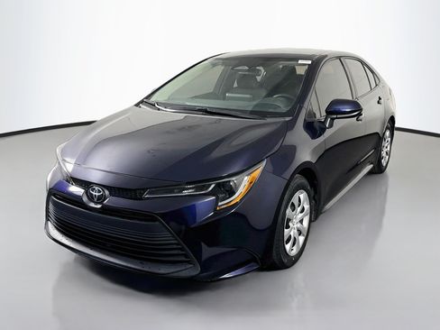 Used 2024 Toyota Corolla LE FWD image 4